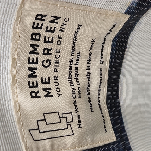 Beach Please ♻️ Tote - Picture 6 of 10